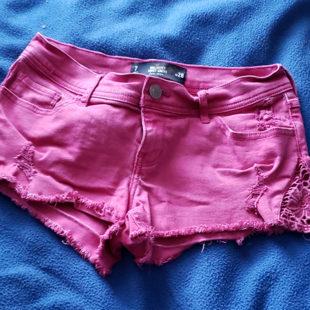 Hollister low rise short shorts